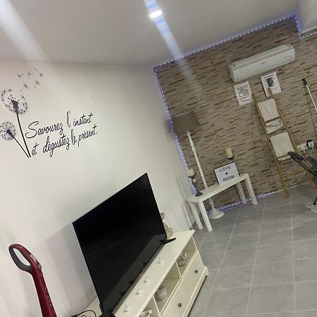 Love'Room Треб Екстер'єр фото