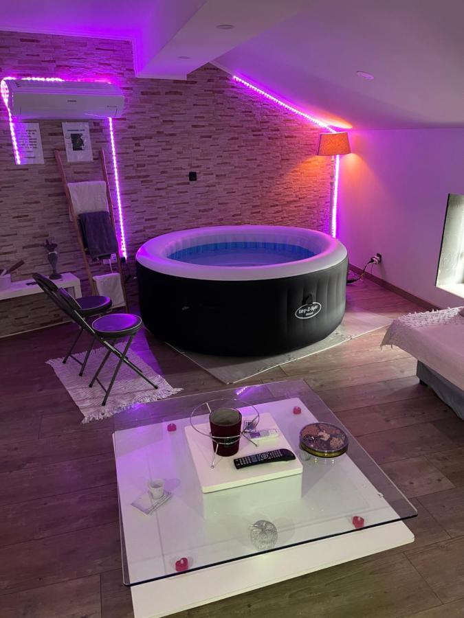 Love'Room Треб Екстер'єр фото