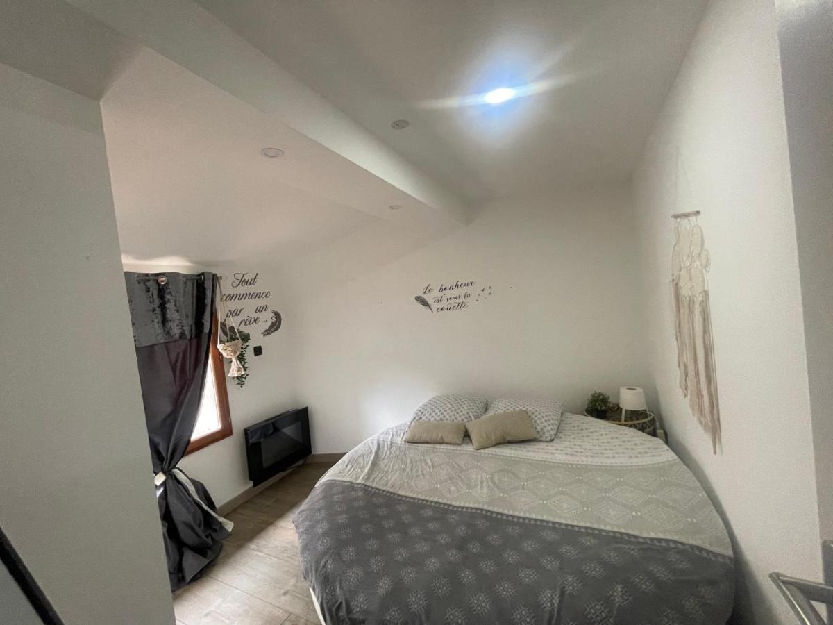 Love'Room Треб Екстер'єр фото
